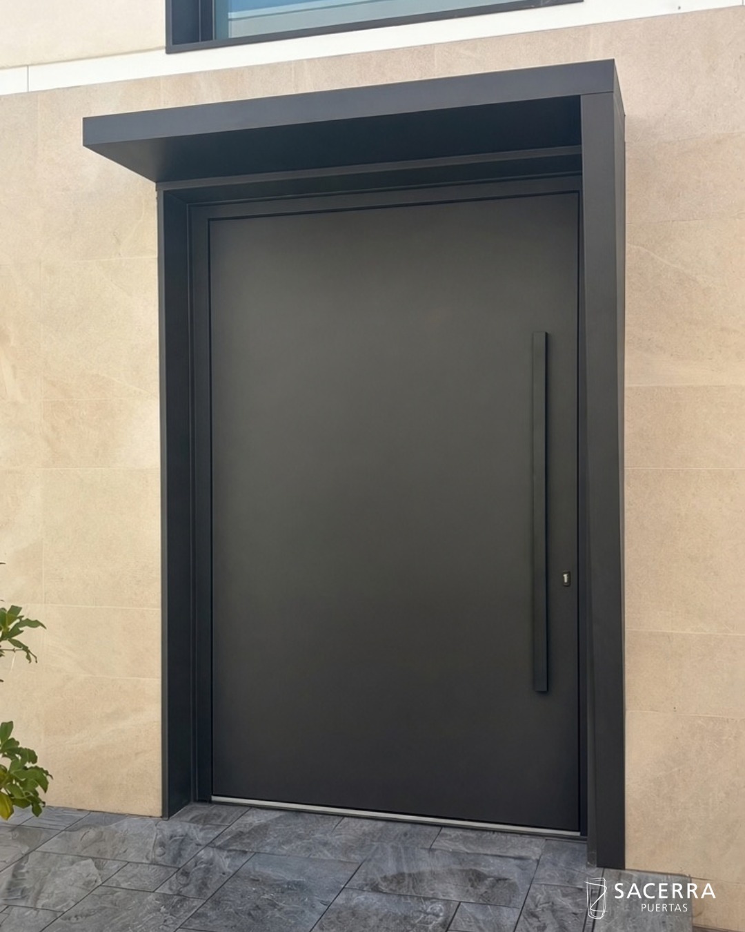Puerta pivotante Millennium Plus Pivot de 1.770 × 2.660 mm en acabado TX7022DE, Zaragoza